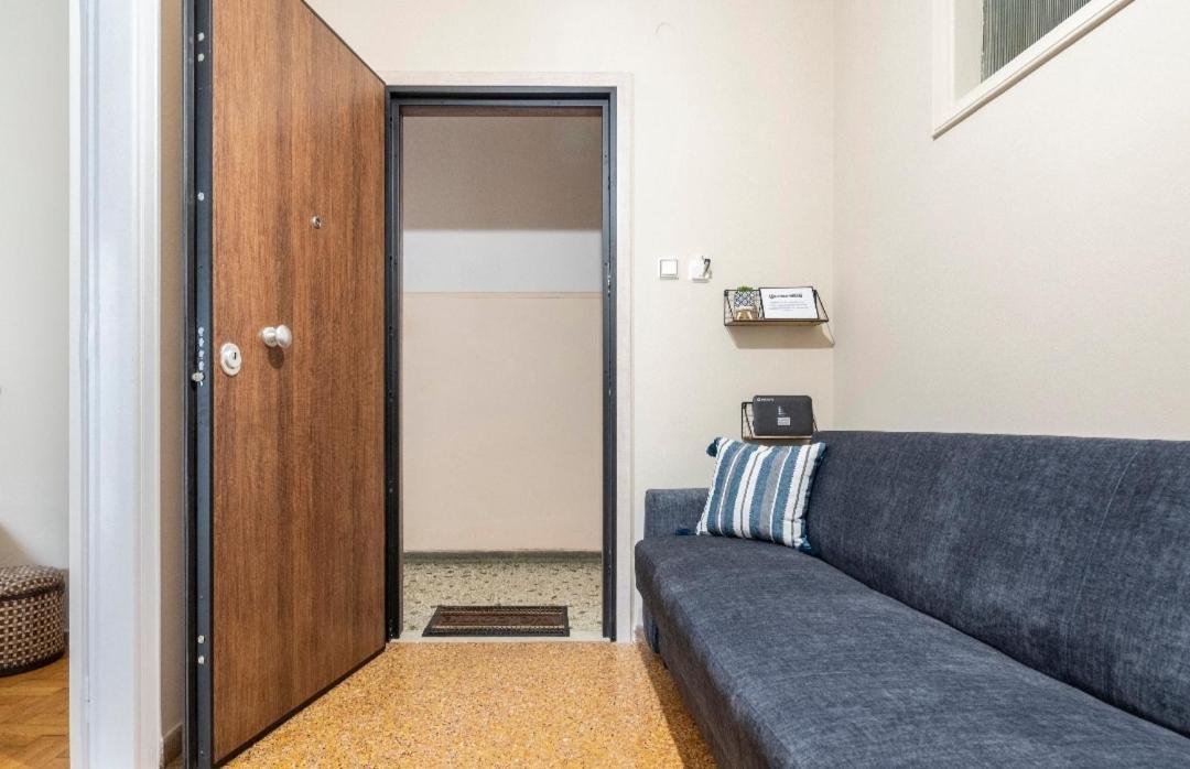 Billy's Ano Patisia, Apartment Athens